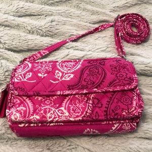 Vera Bradley wristlet w/adjustable strap